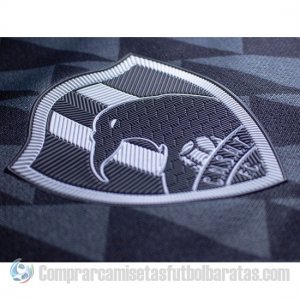 Camiseta Club de Cuervos Tercera 19-20